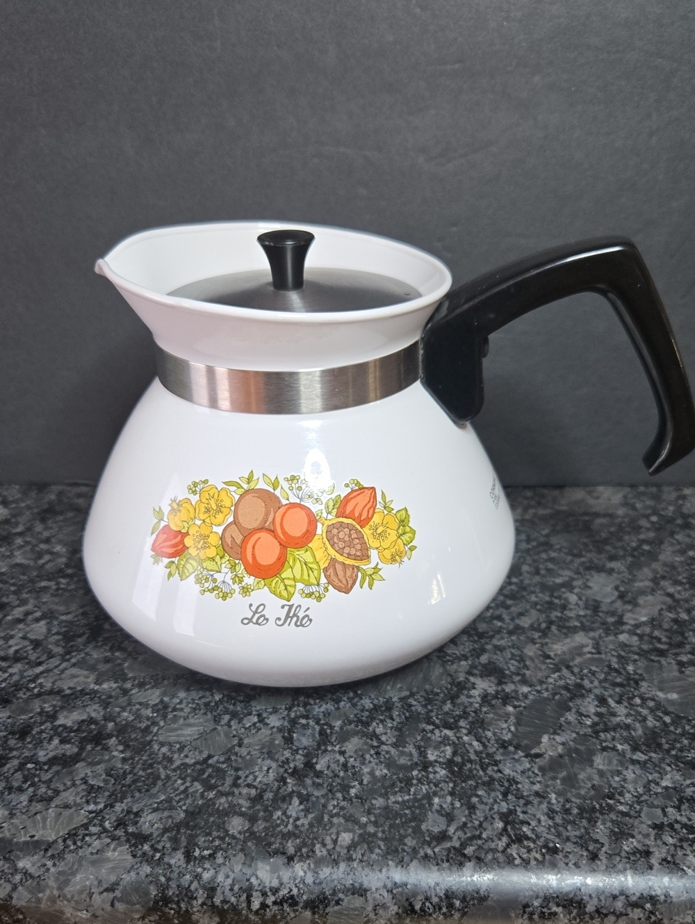 Corningware 6 Cup 'Spice of Life' White Ceramic Stovetop Teapot with Lid